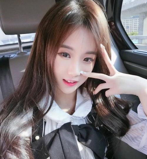 快手网红炫迈妹儿图片,快手网红的甜蜜魅力